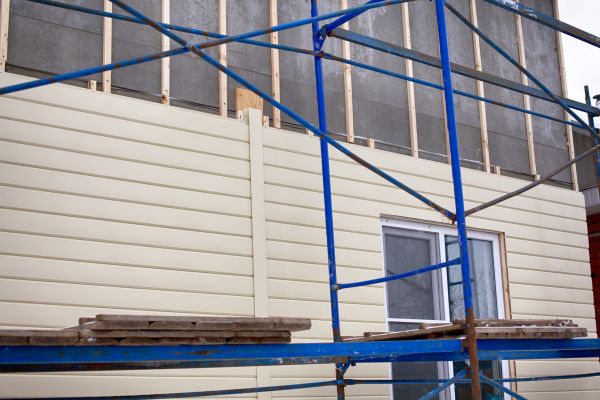 Loose Cladding Repair in Granger